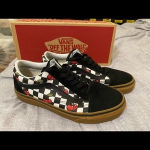 Old skool cherry vans